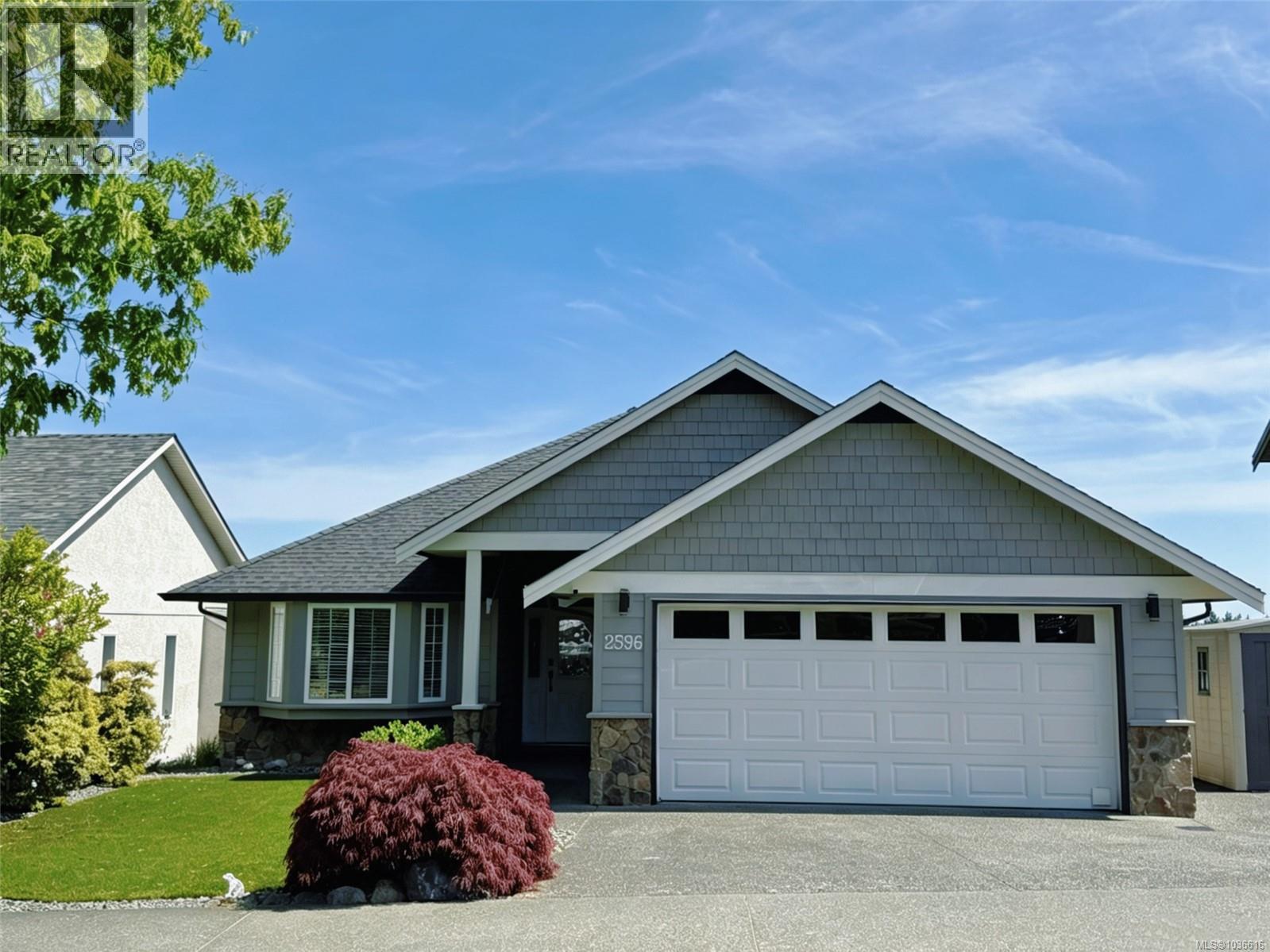 2596 Crystalview