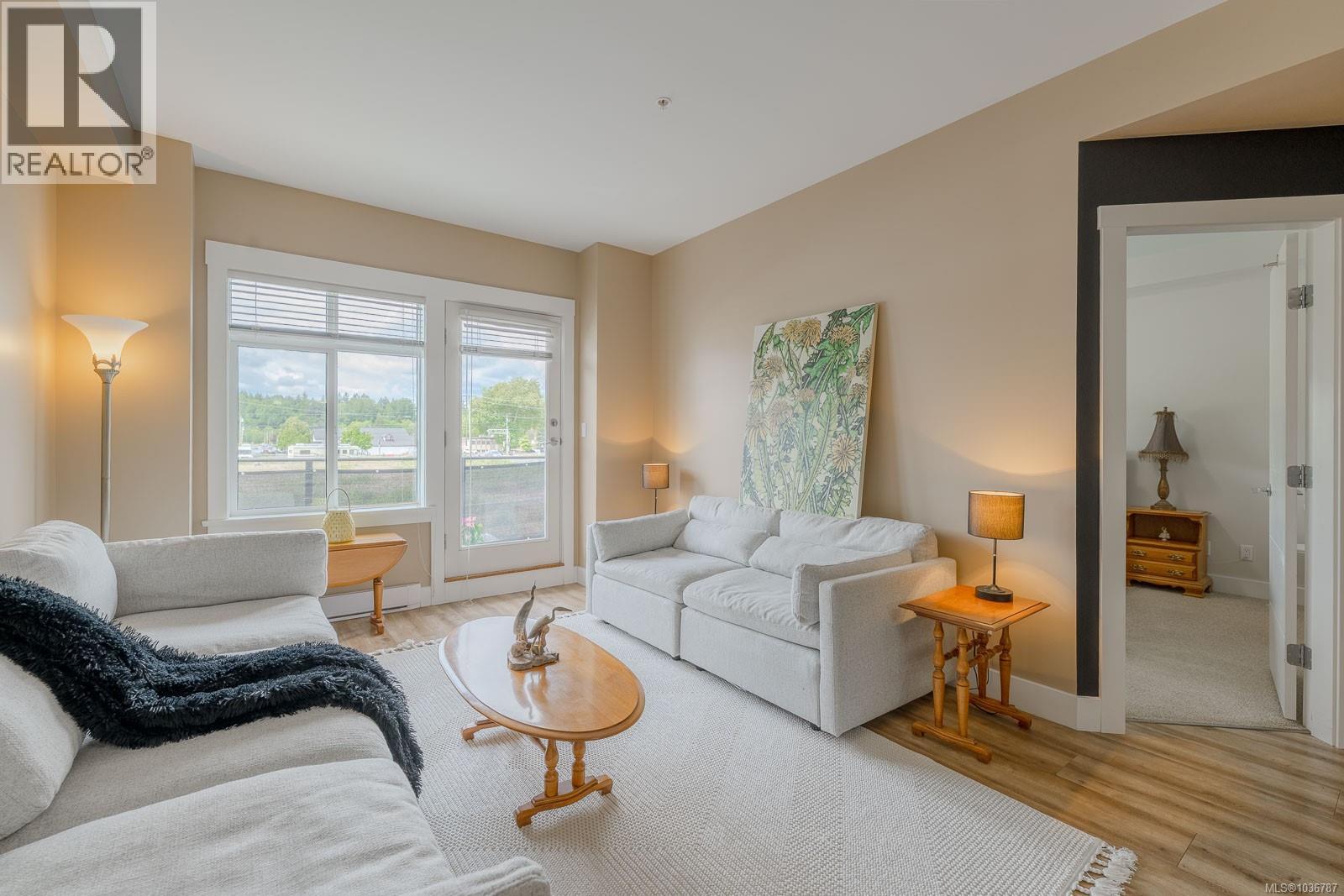 5822 Garden Unit 206
