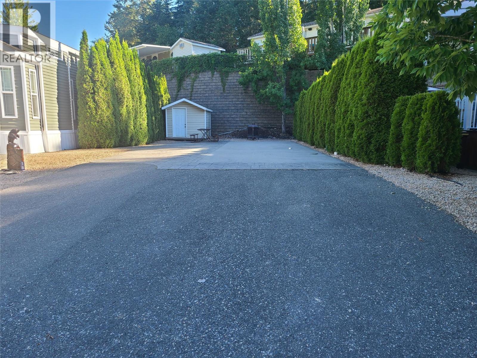 2698 Blind Bay