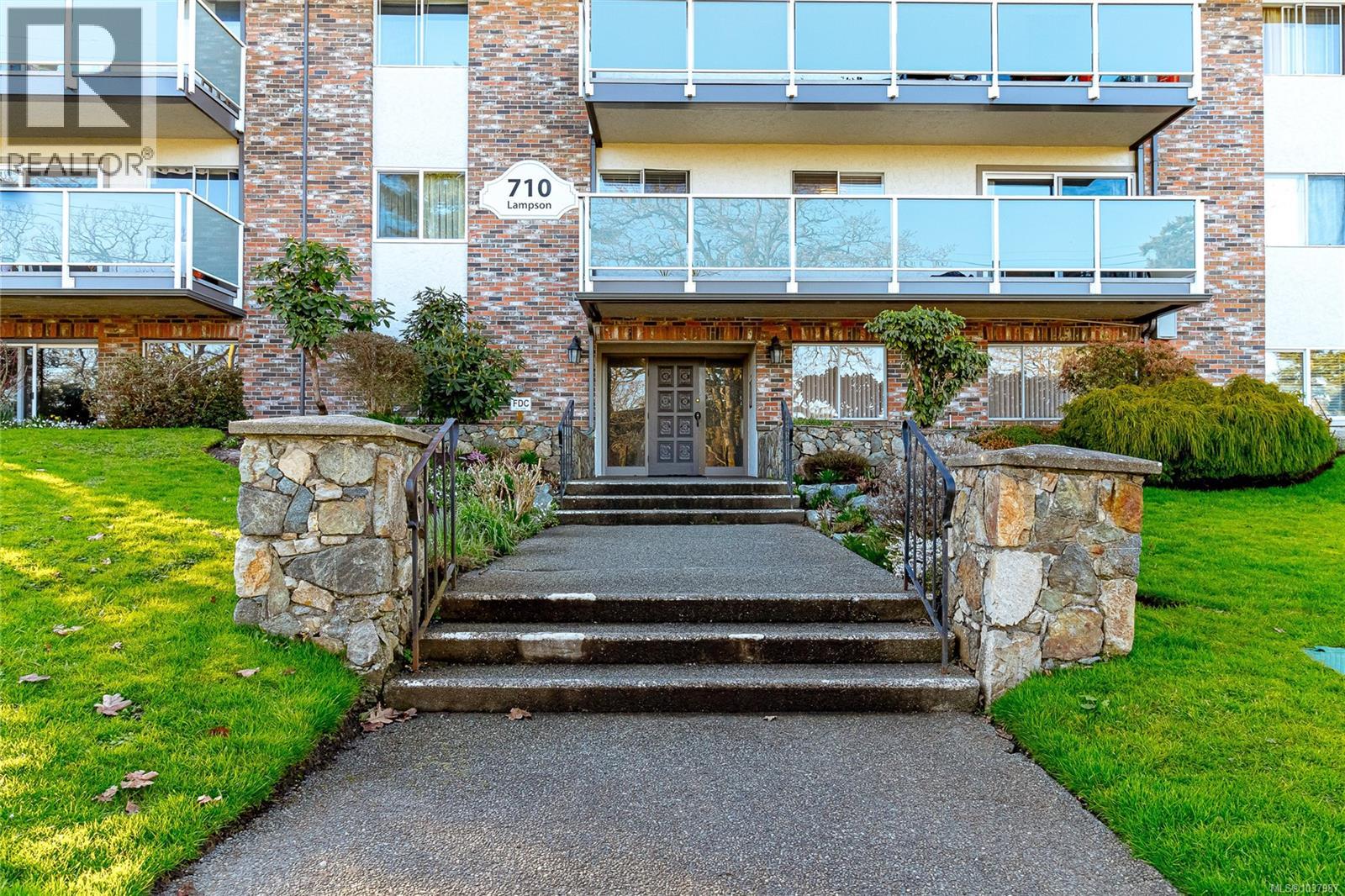 710 Lampson Unit 204