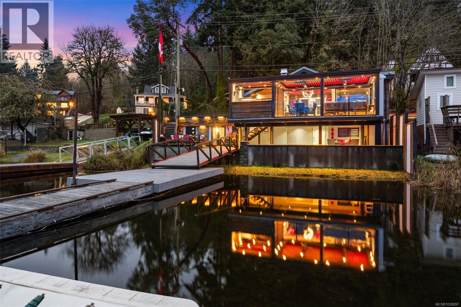 2386 Shawnigan Lake