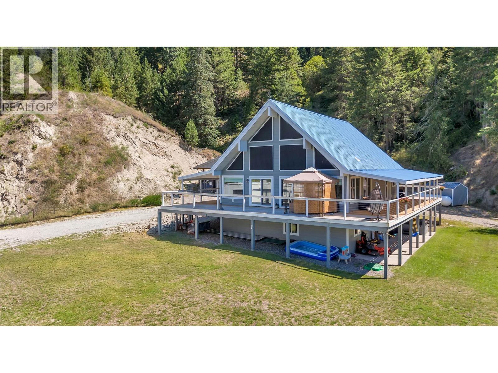 2621 Salmon River