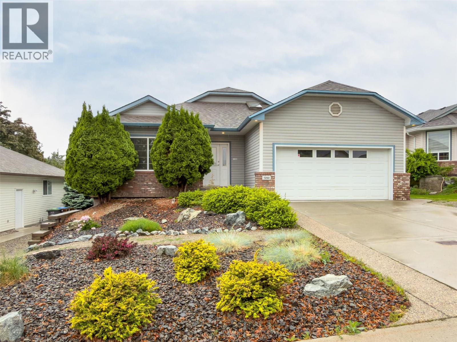 3244 Deer Ridge