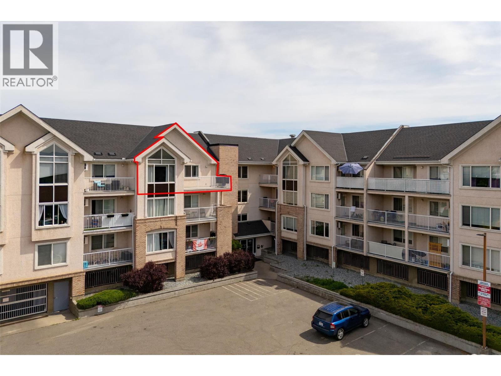 400 Sutton Unit 313