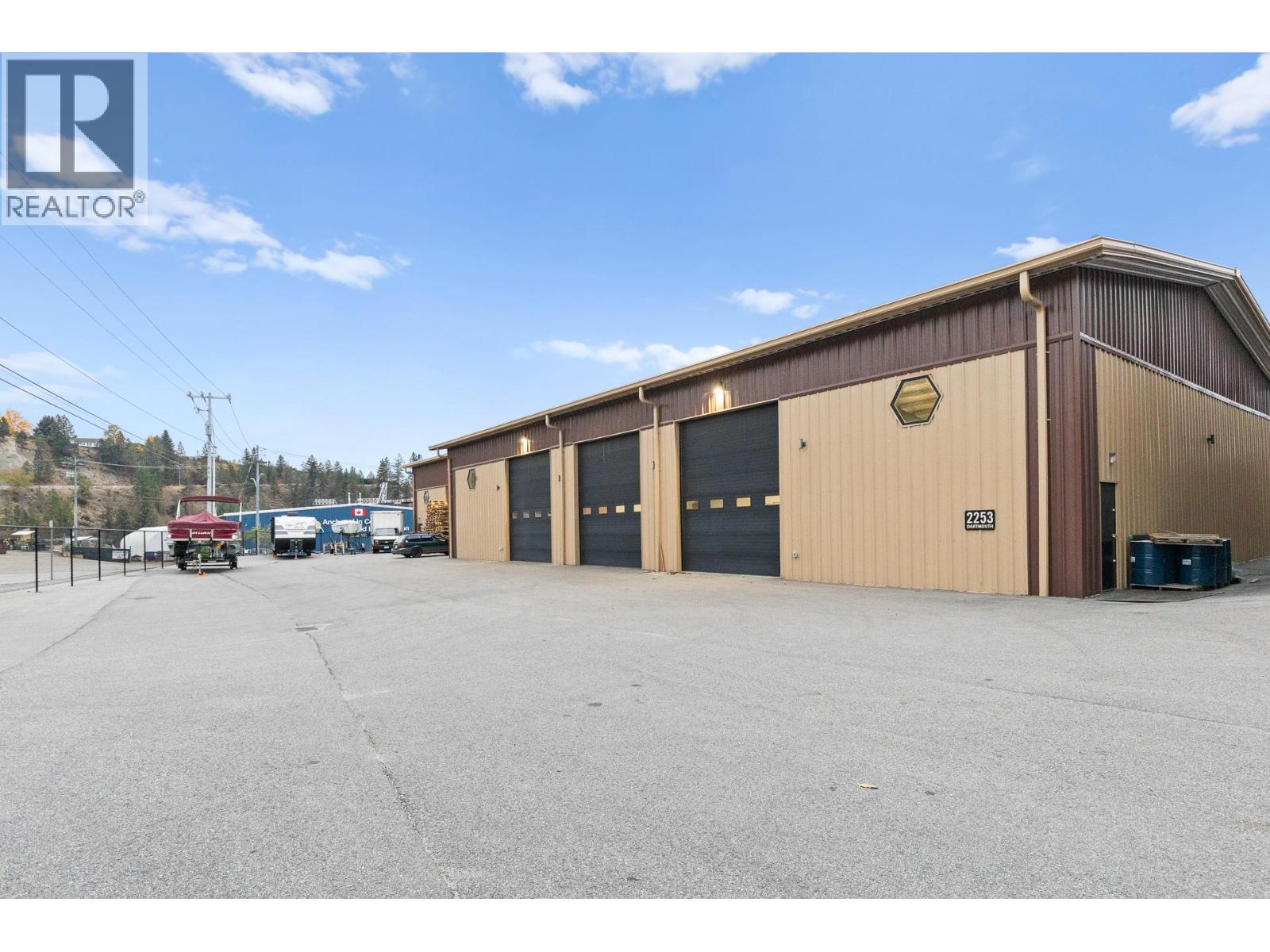 2253 Dartmouth