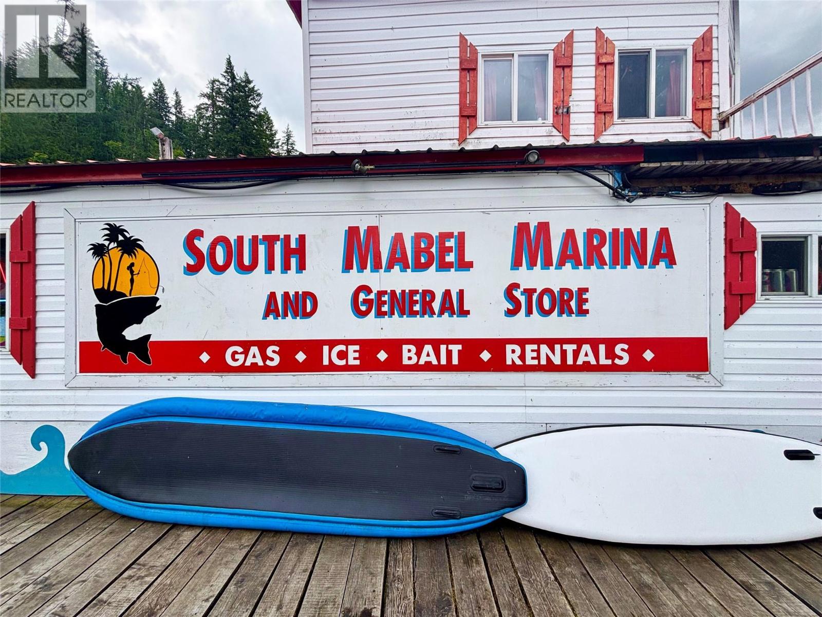 3614 Lumby Mabel Lake