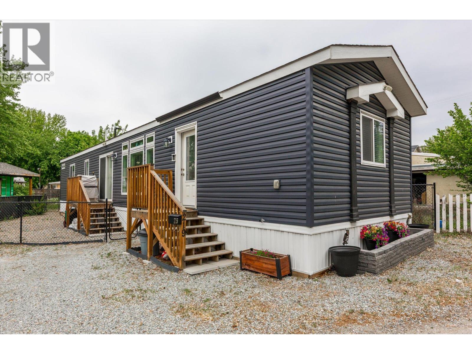 1699 Ross Unit 219