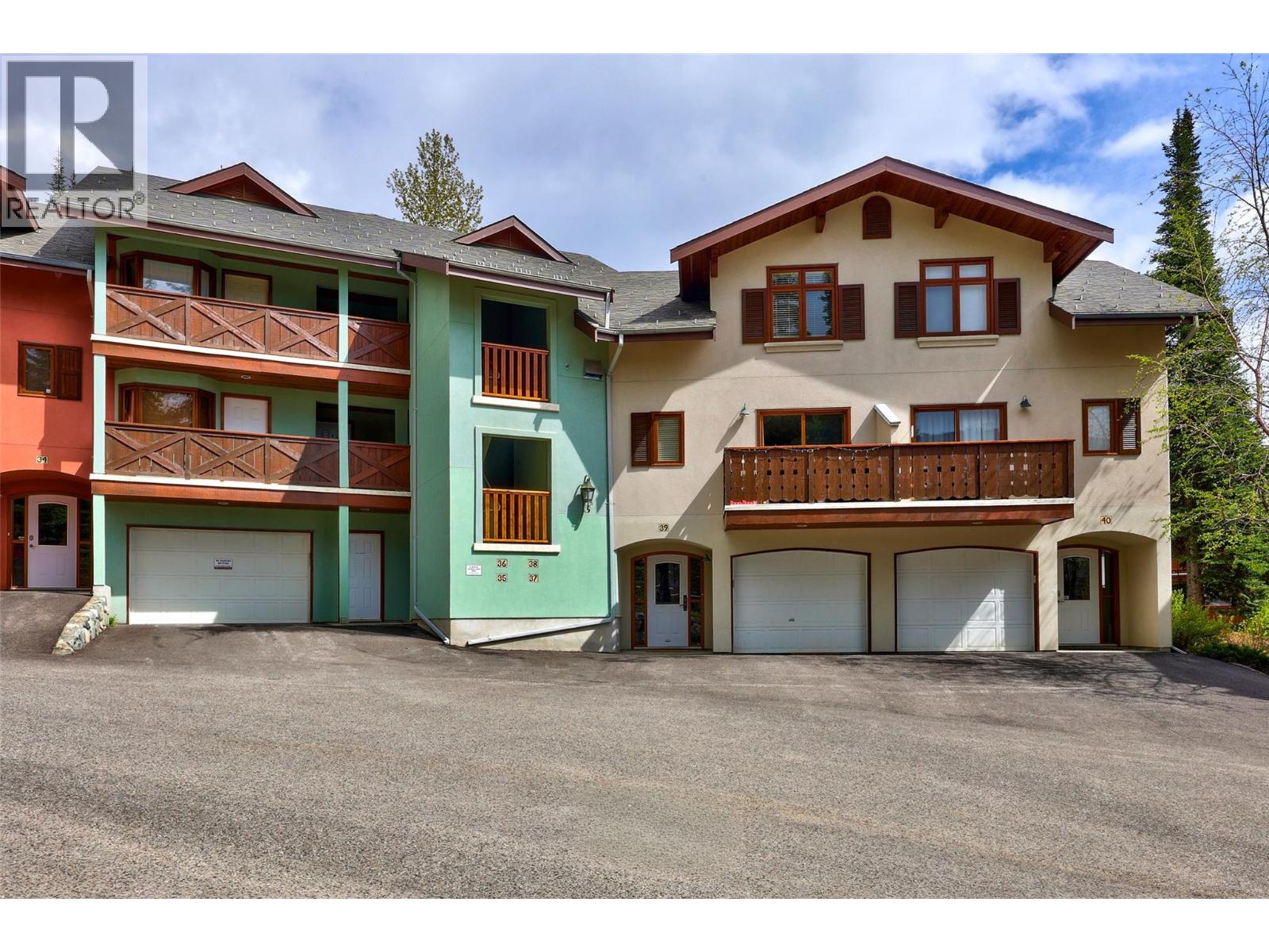 3320 Village Unit 38
