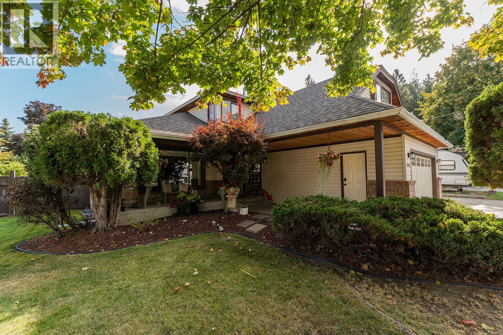 2904 Fieldstone