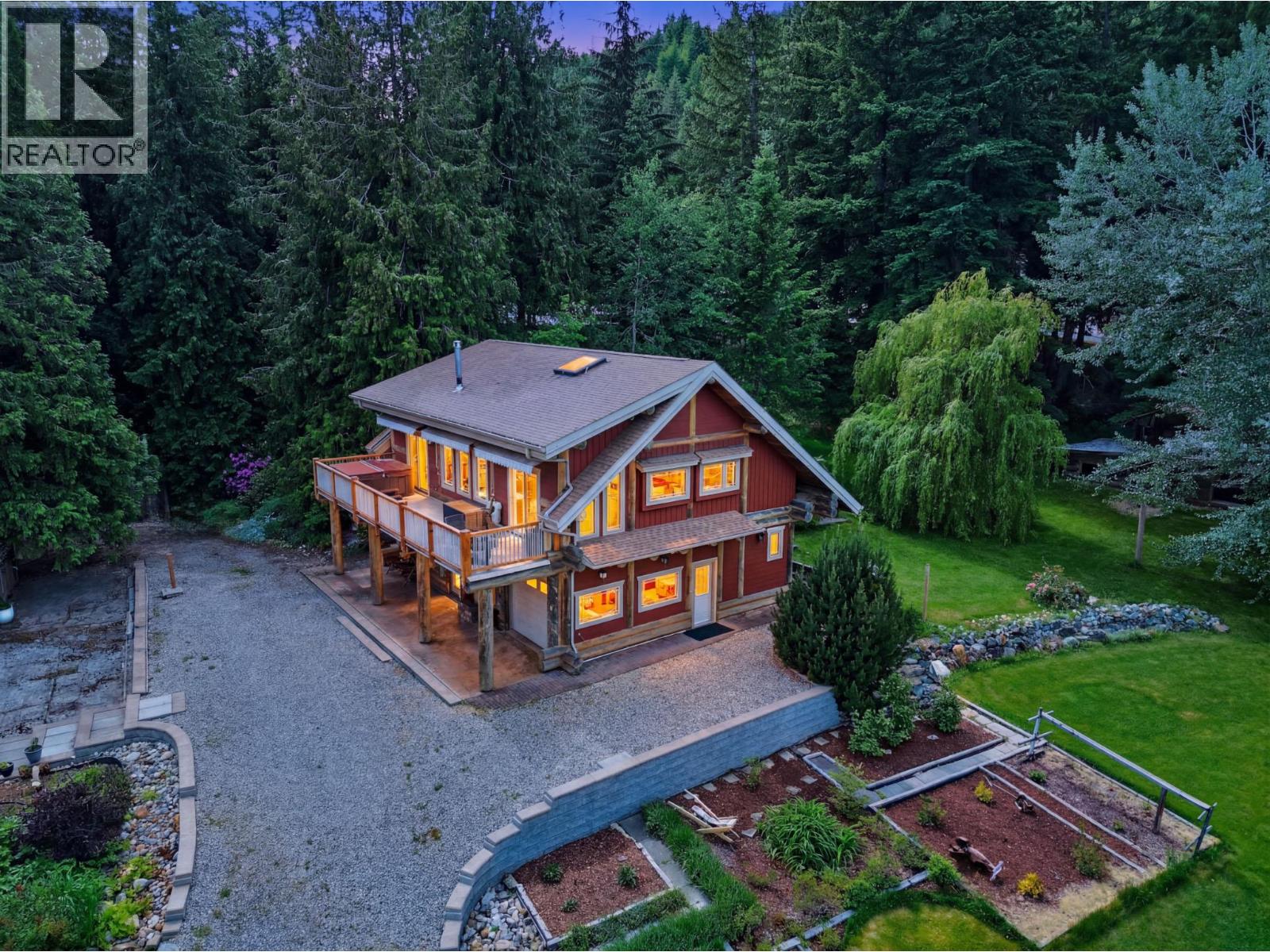 2030 Solsqua-Sicamous