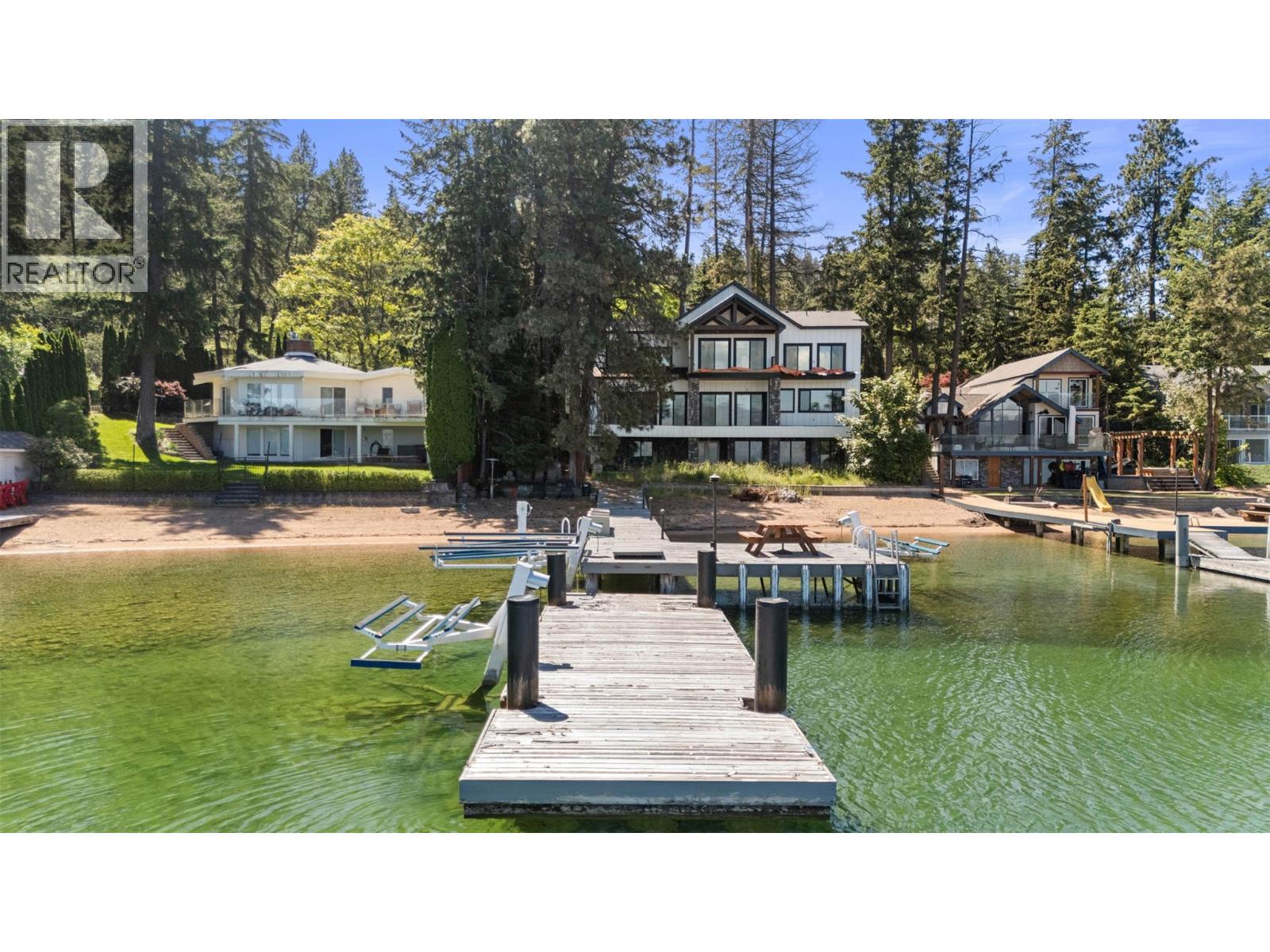 9701 Delcliffe