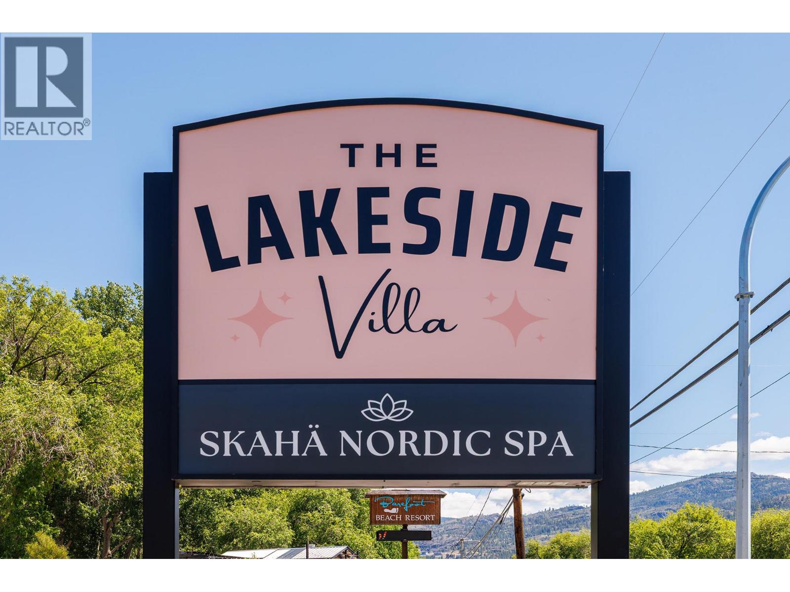 4201 SKAHA LAKE
