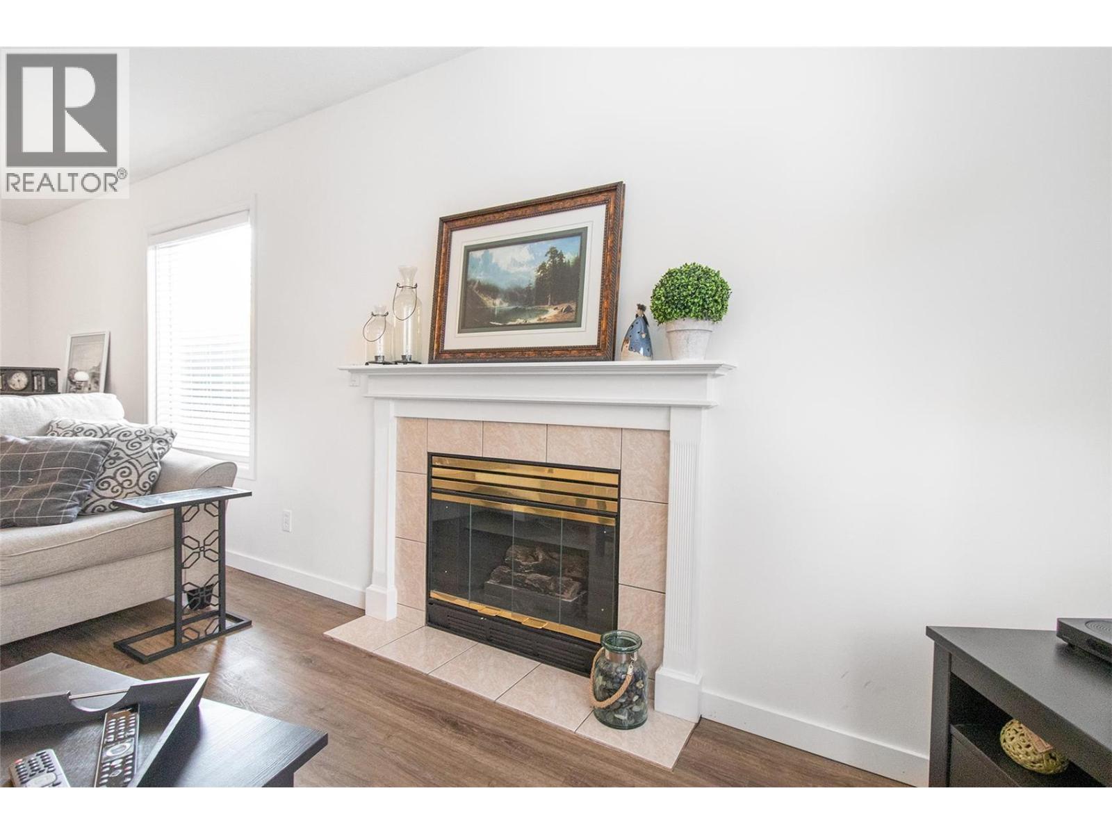 1255 Raymer Unit 582 photo 3