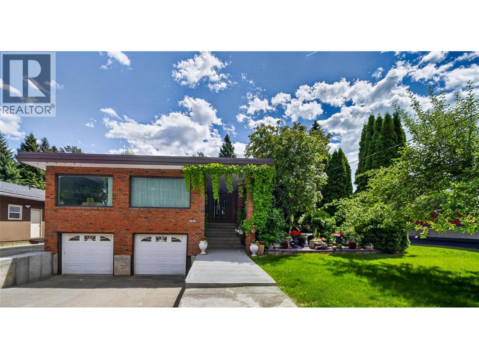 1698 McKenzie
