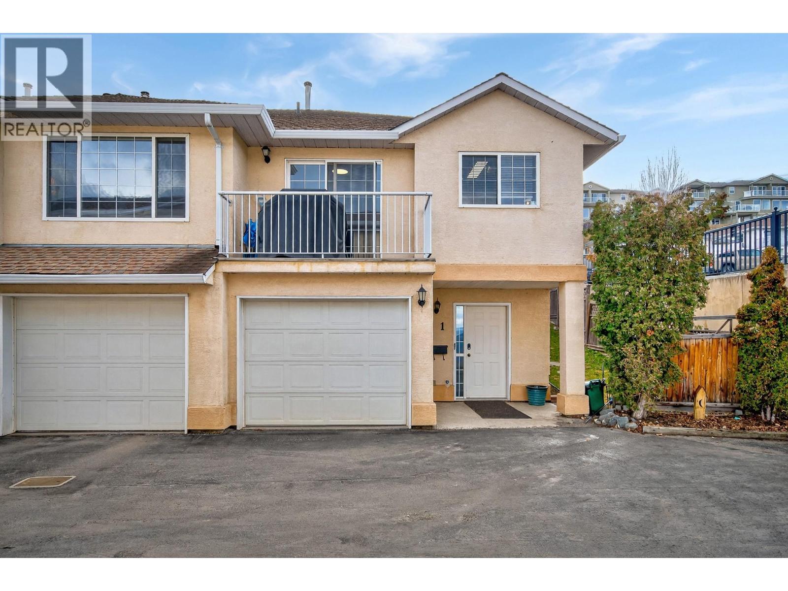 726 DUNROBIN Unit 1