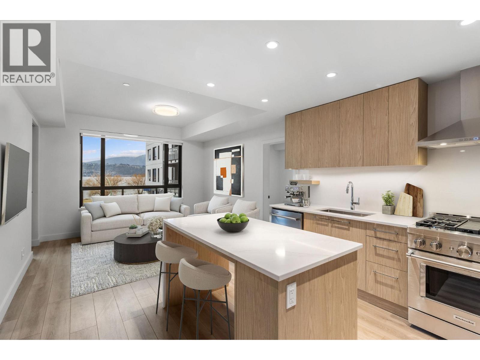 3051 Abbott Unit 213