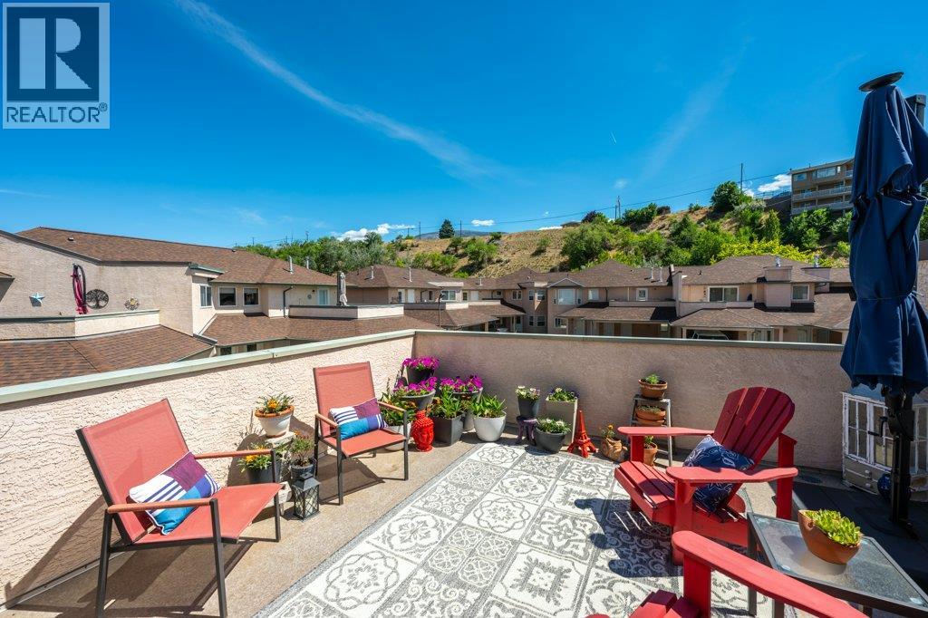 6514 MEADOWS Unit 8