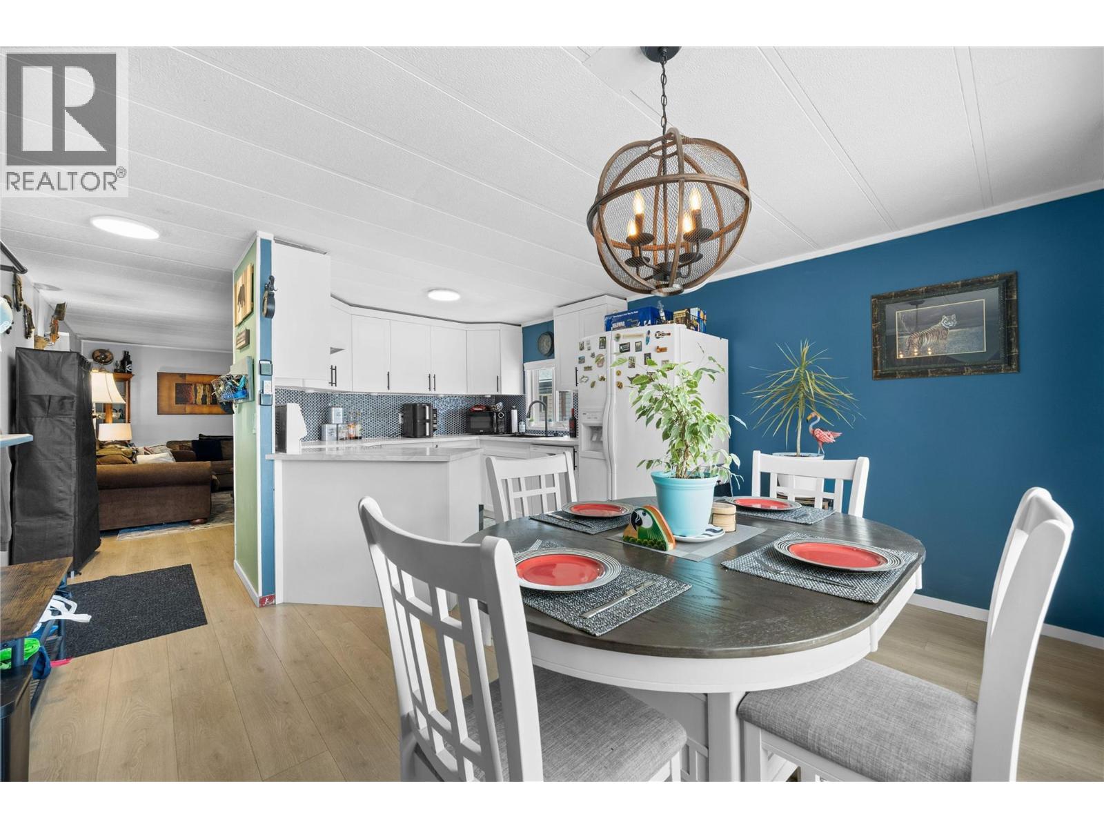1881 Boucherie Unit 59