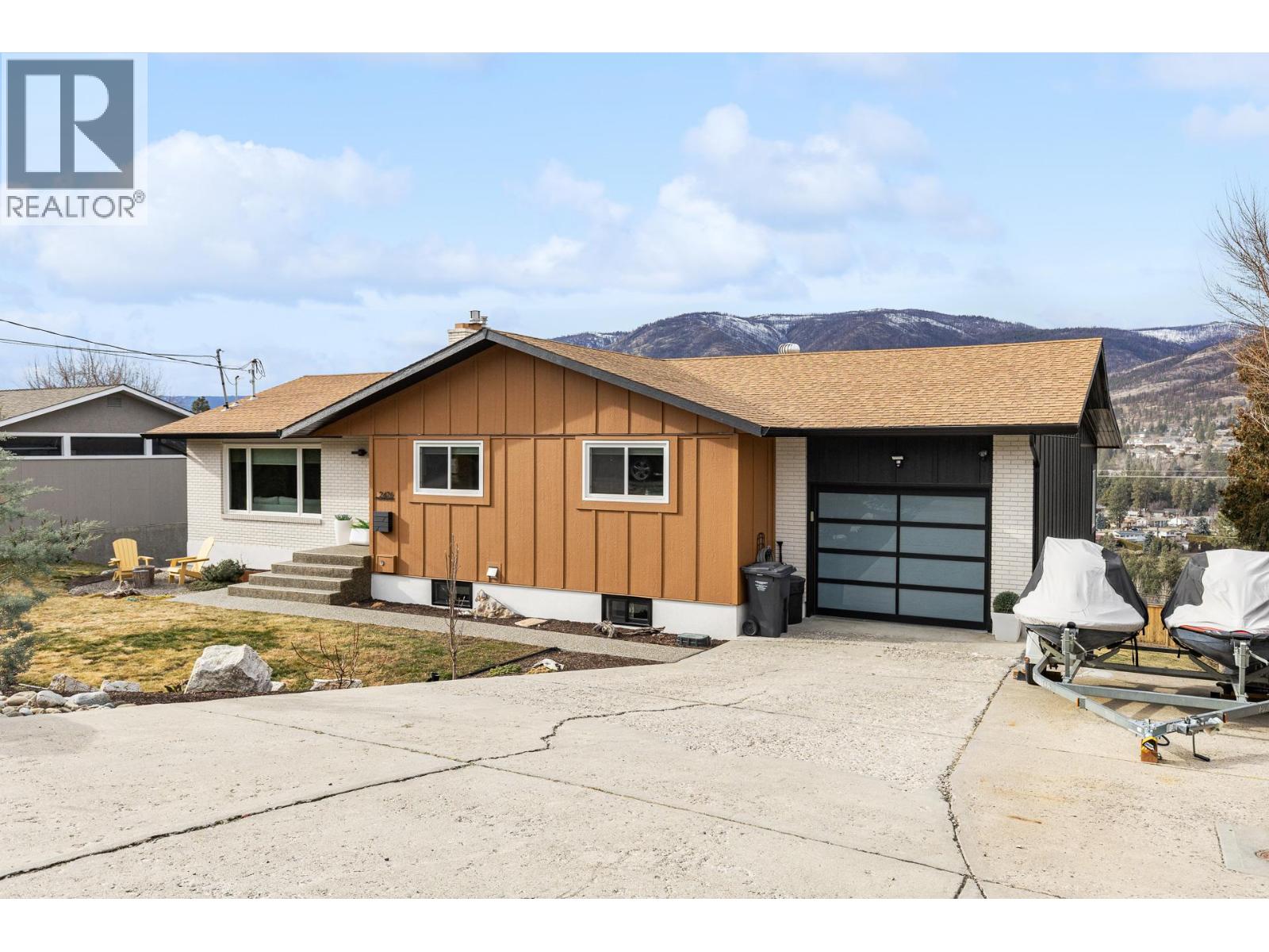 2426 Collingwood