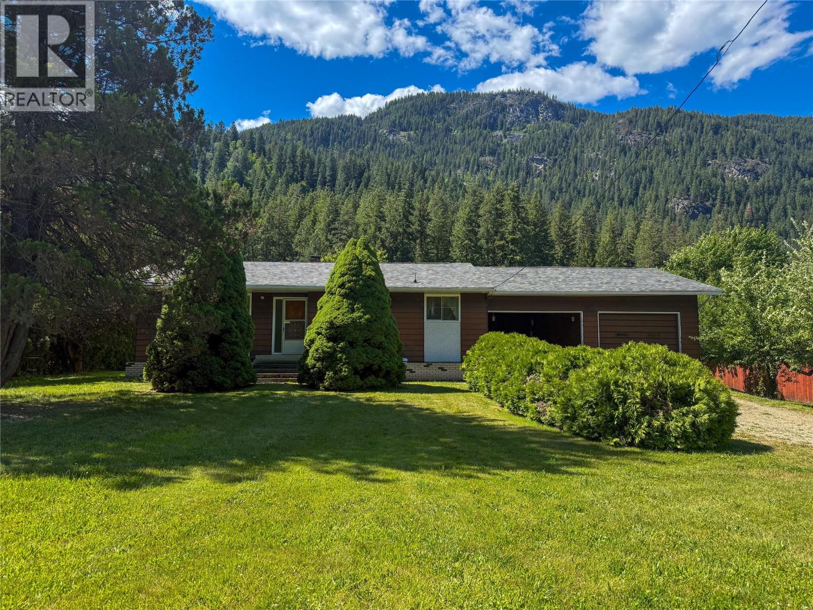 1535 Highway 3a