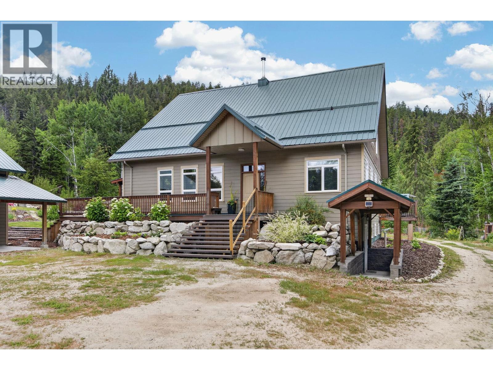 1124 FISH LAKE