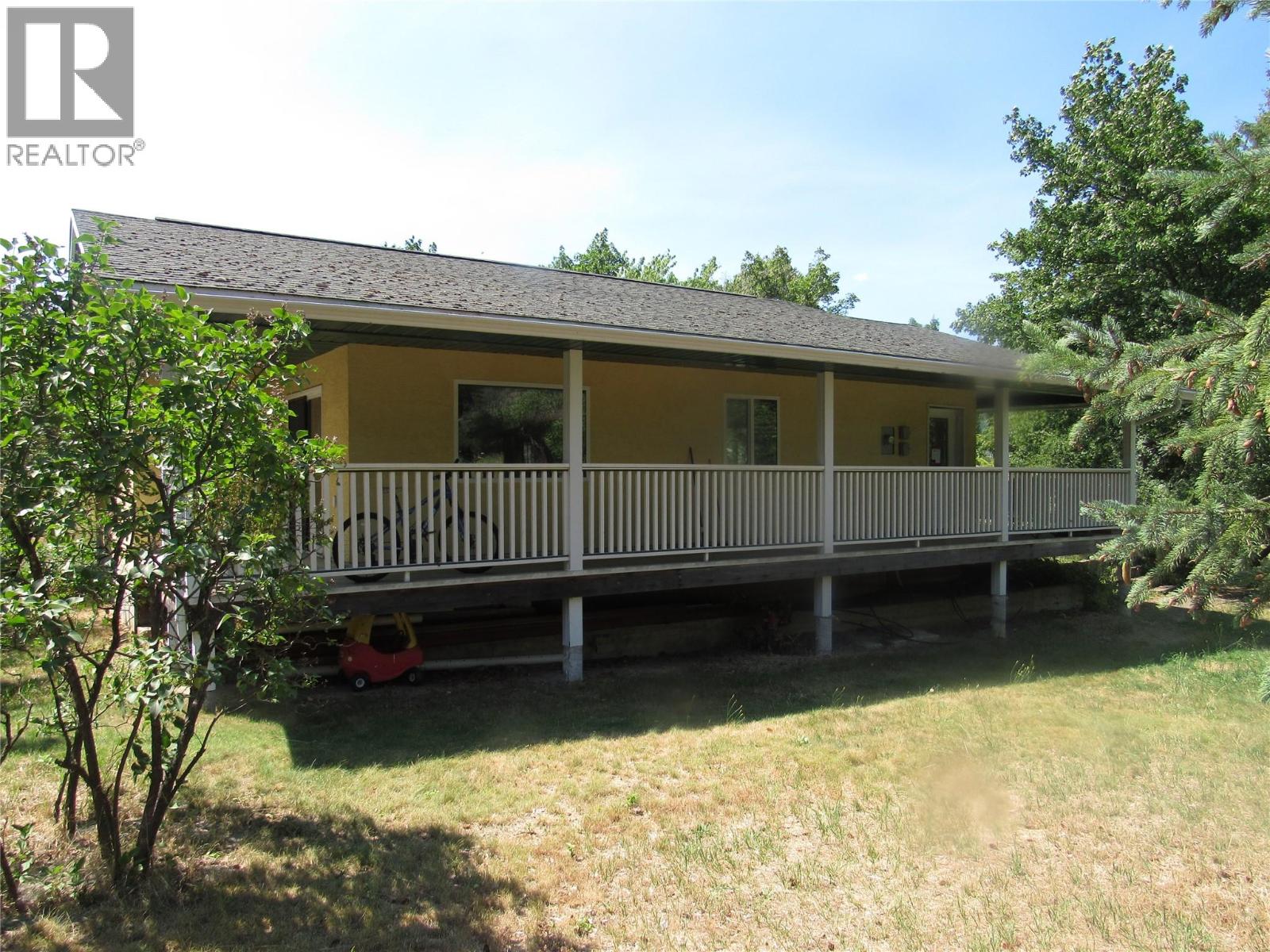 566 Rosedale