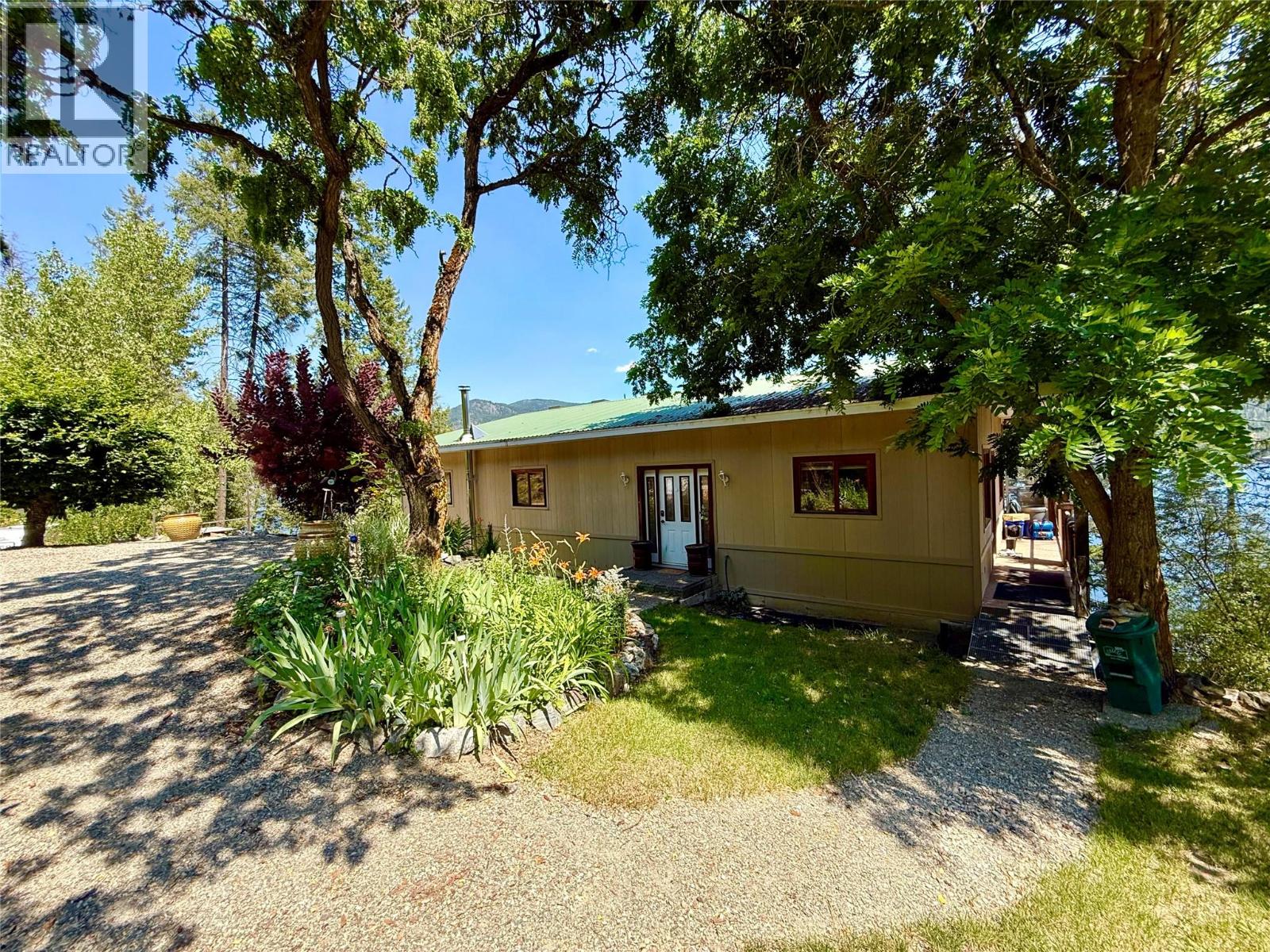 2186 West Lake