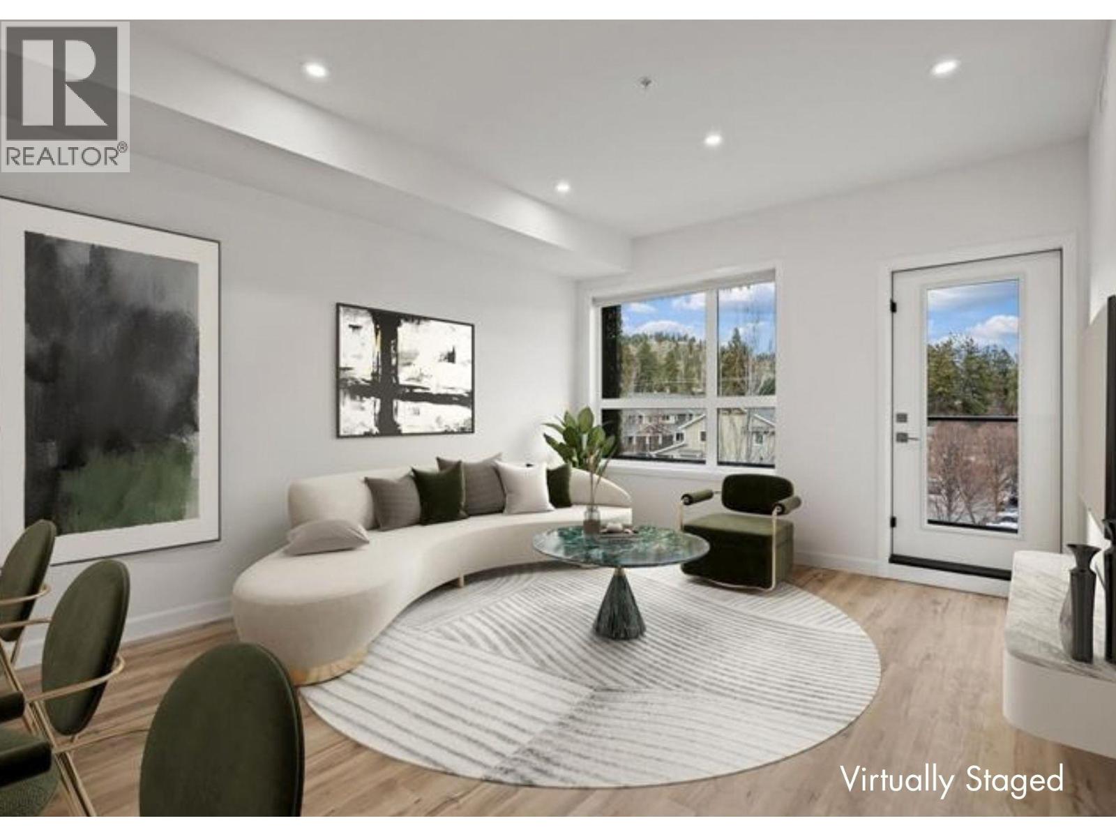 630 Boynton Unit 305