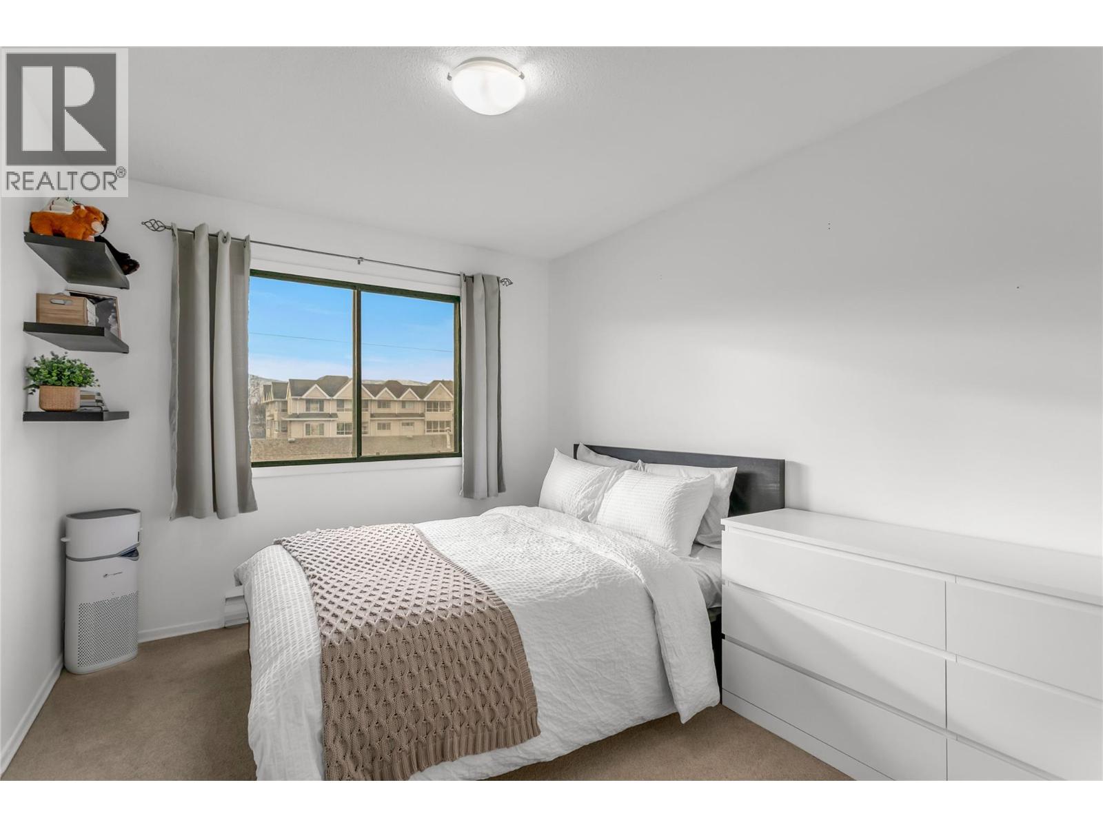 1075 Bernard Unit 308