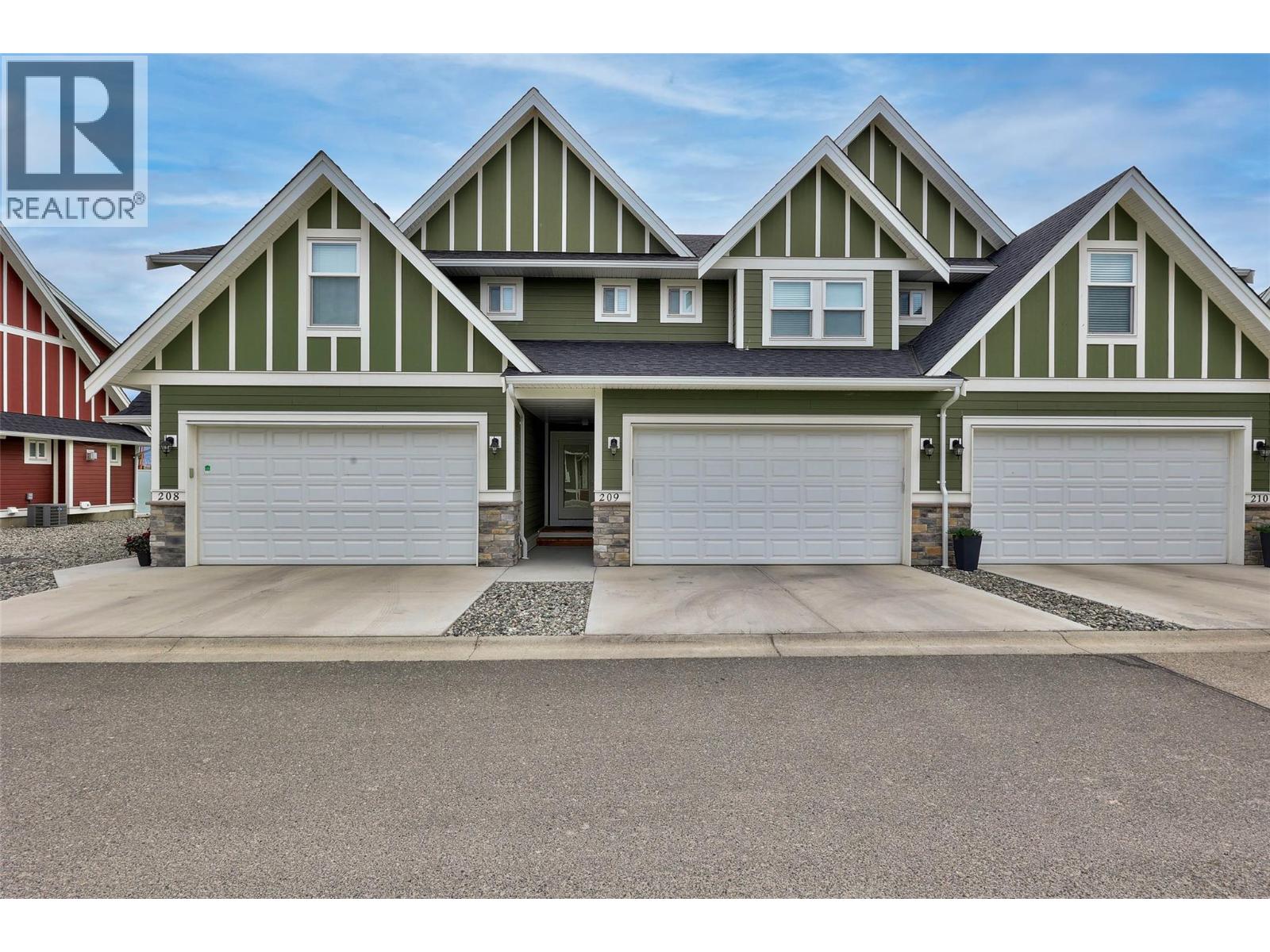 2514 SPRING BANK Unit 209