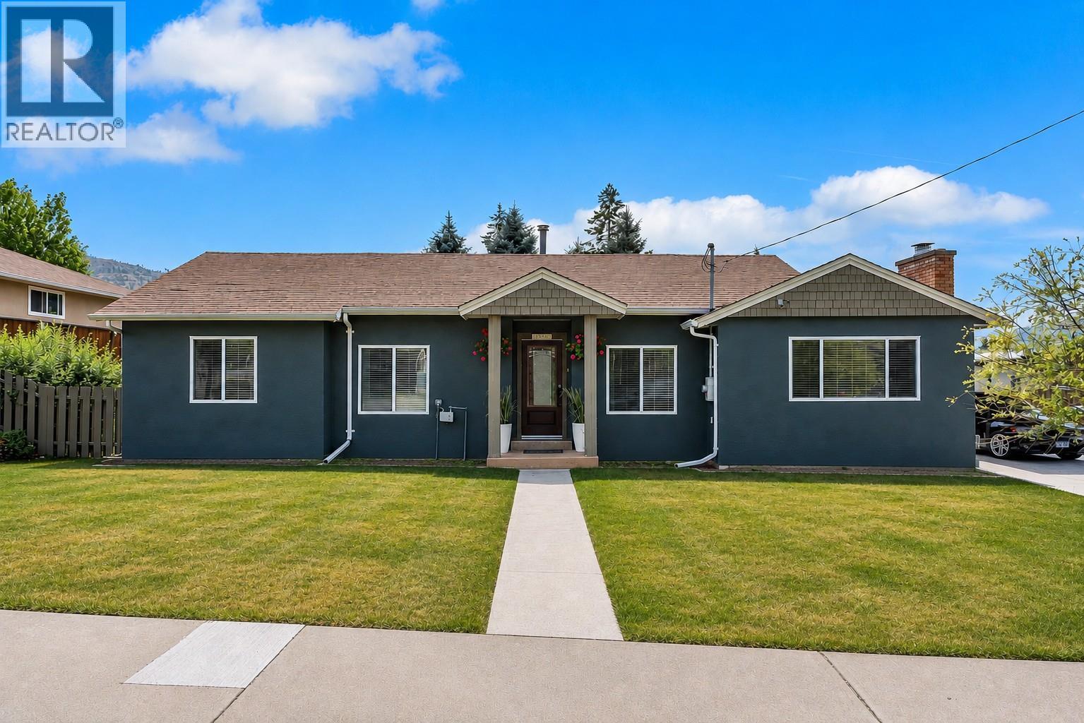 1366 Ridgedale