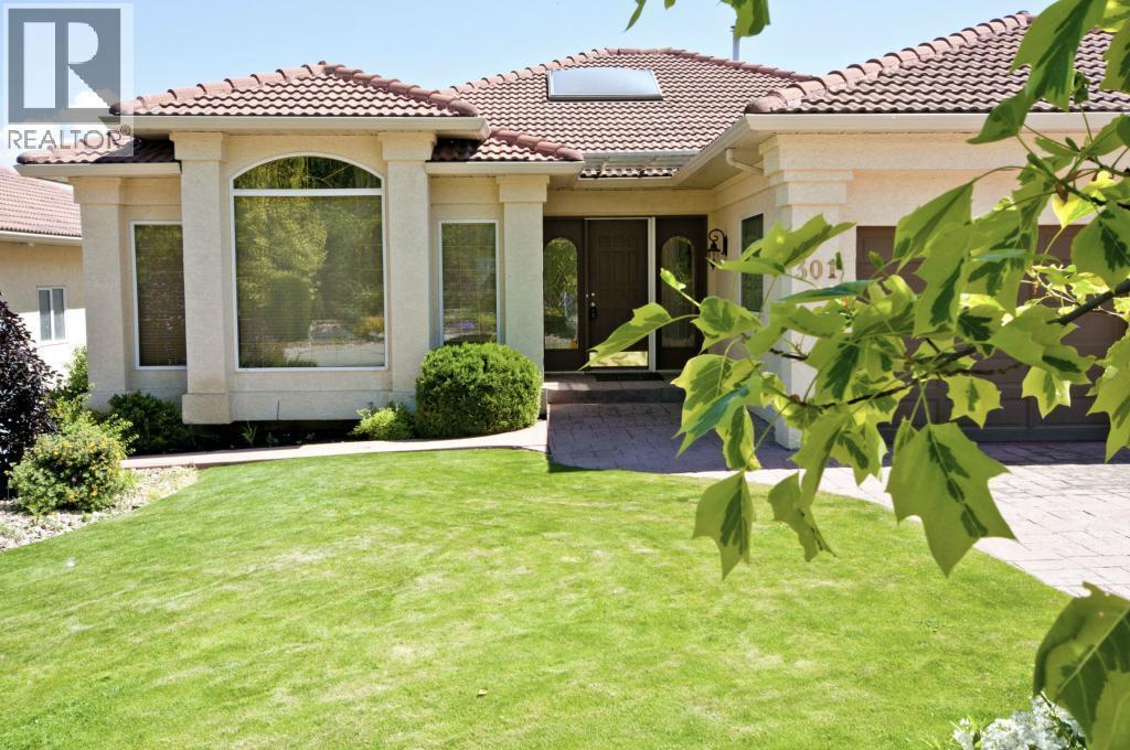 301 Country Estate