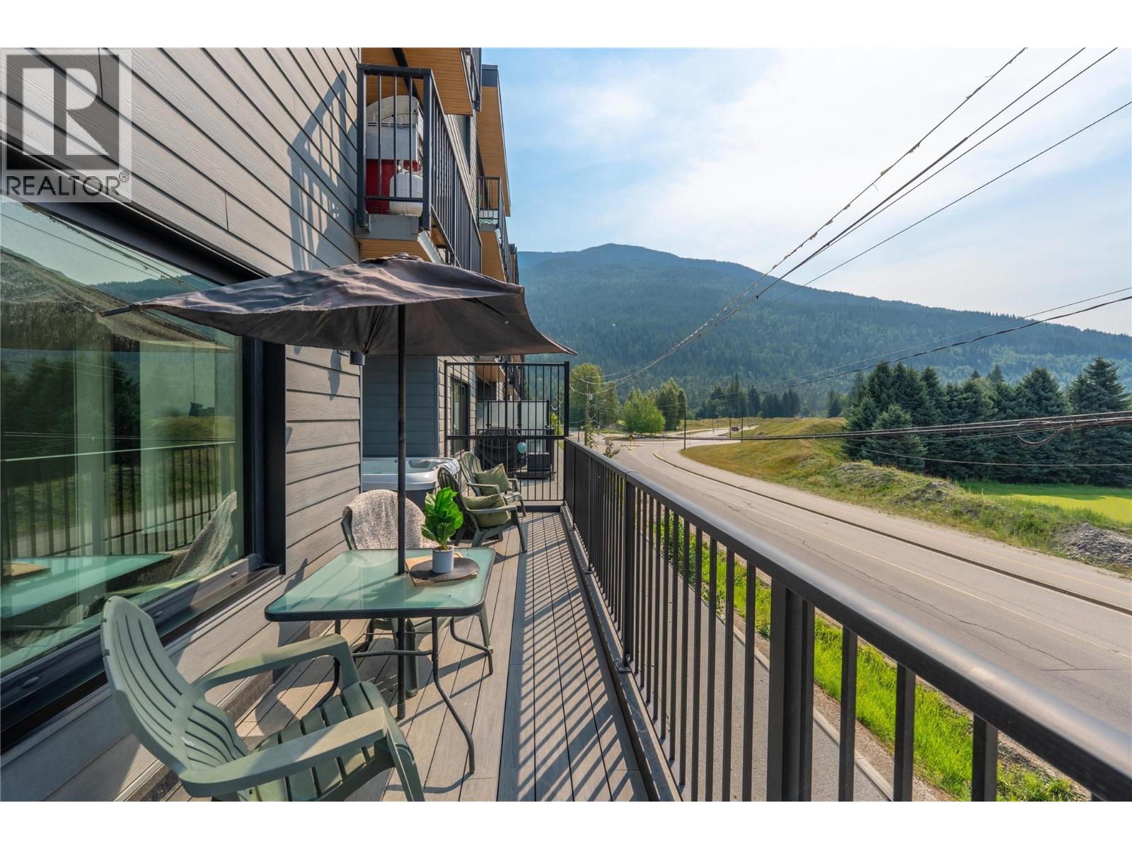 1701 Coursier Unit 2213
