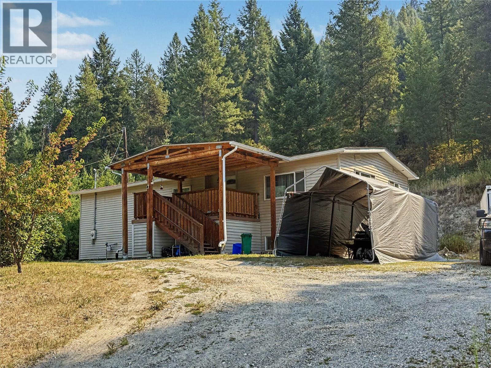 698 STRATHMORE