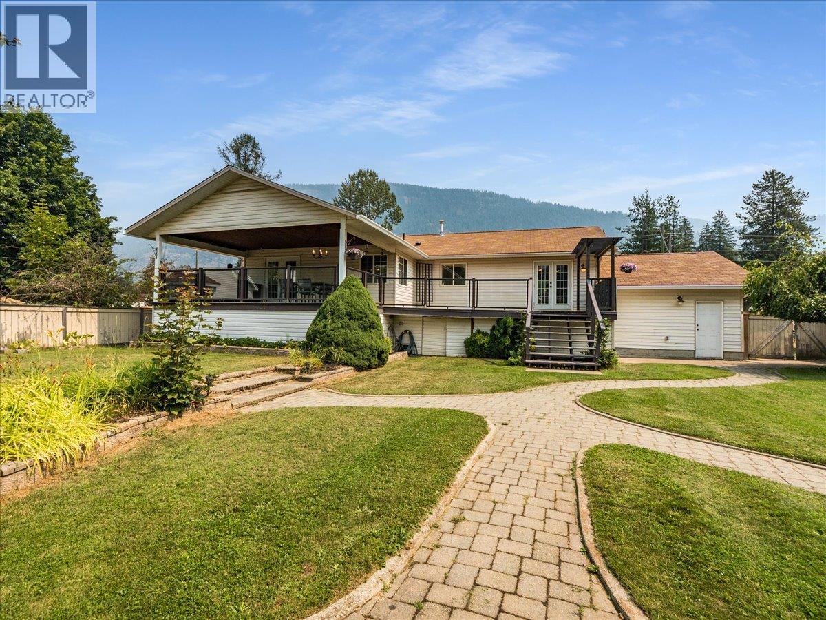 1328 GLENDALE