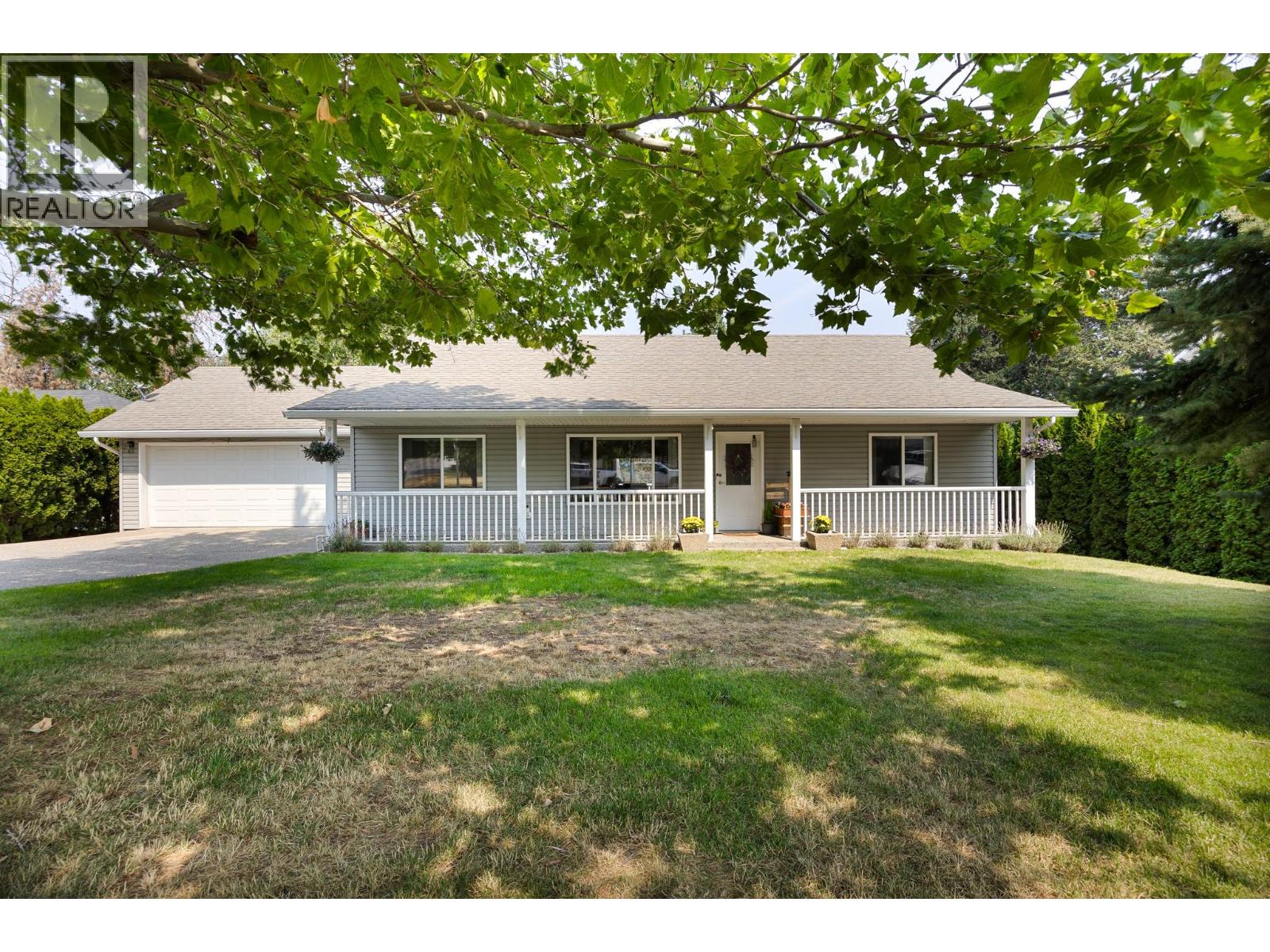 2735 Northview