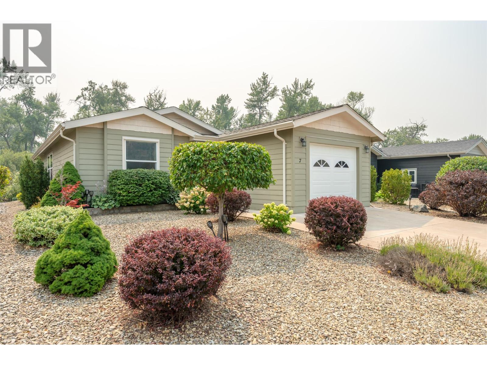 8300 GALLAGHER LK FRONTAGE Unit 7