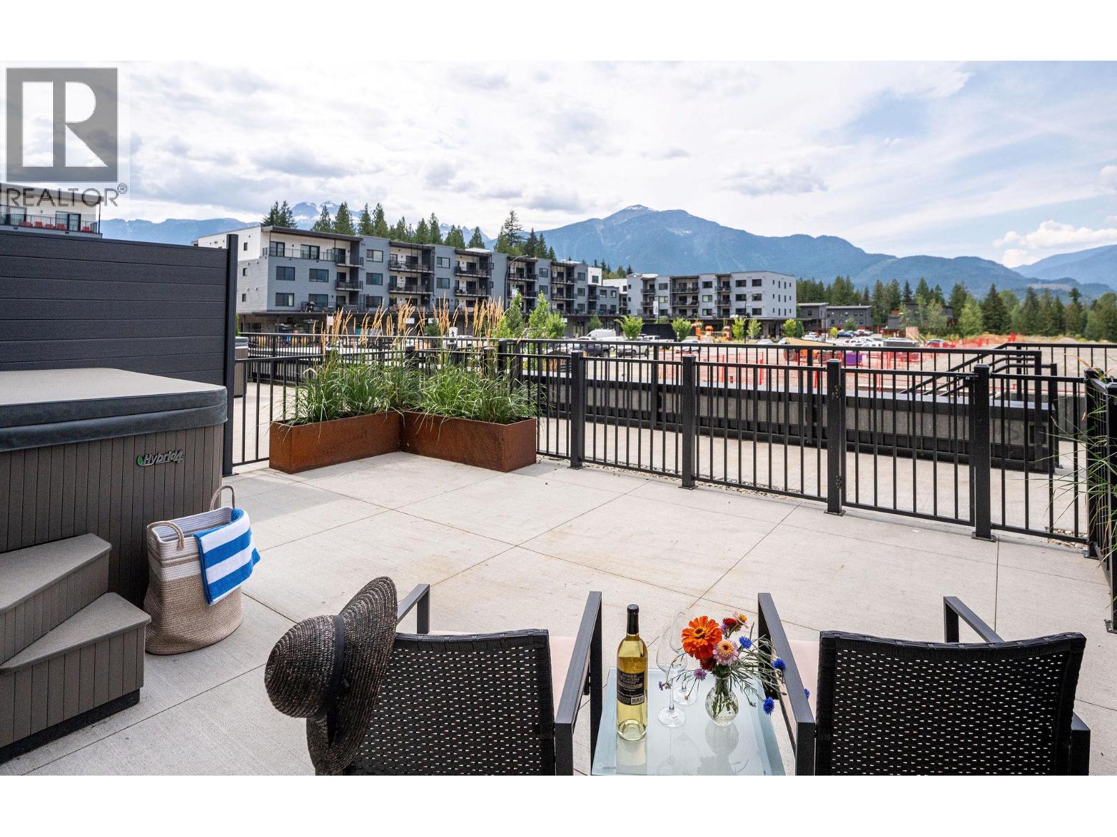 1702 Coursier Unit 3111