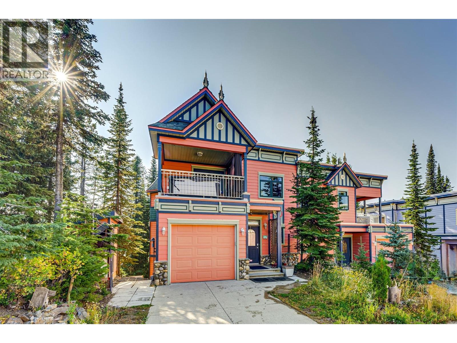 635 Monashee Unit 8