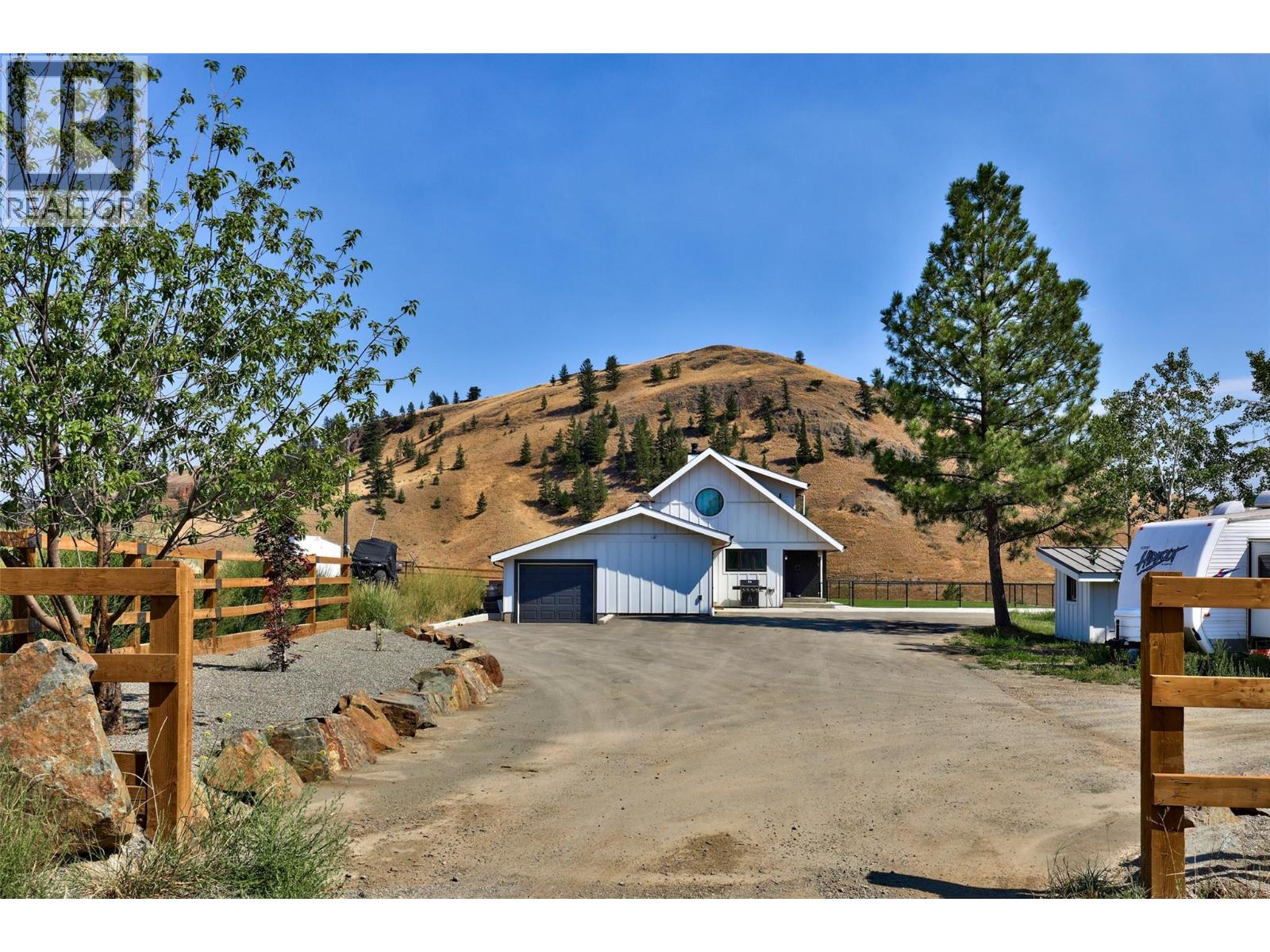 272 Goose Lake
