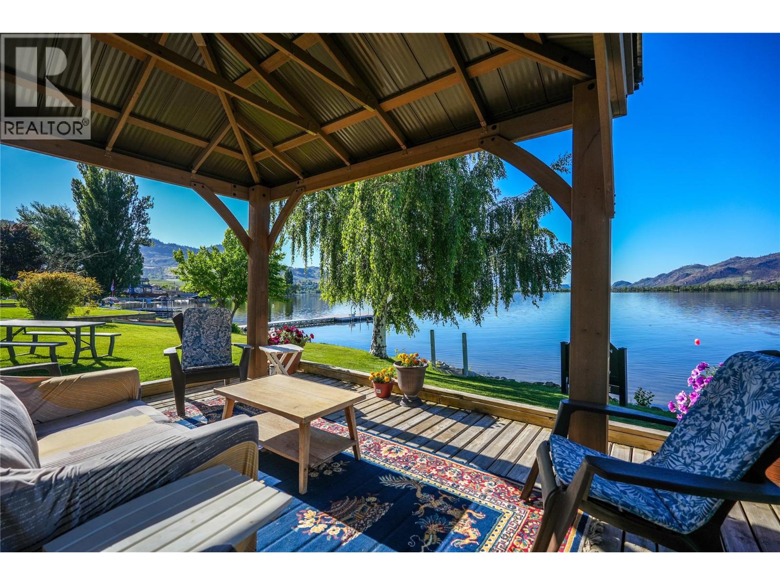 9 Harbour Key