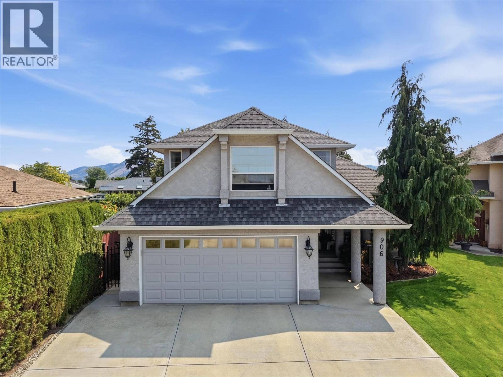 906 Invermere