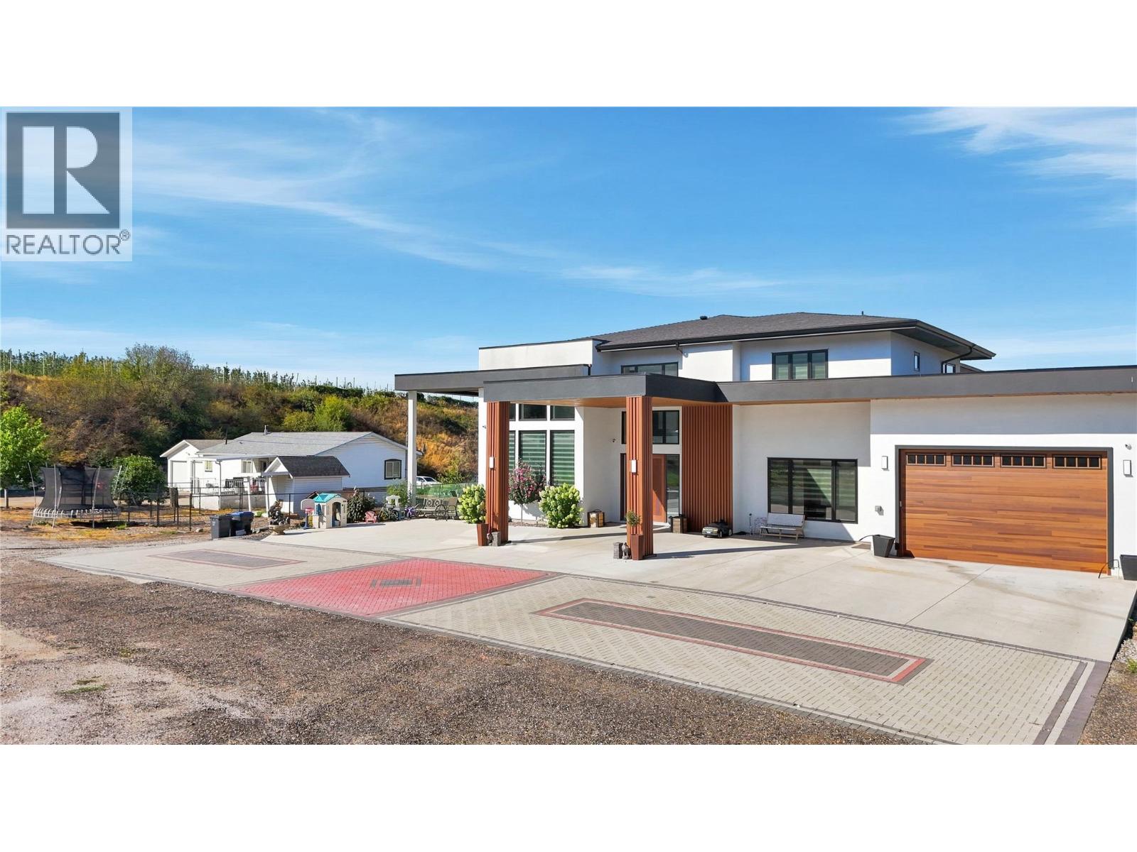 3490 Old Vernon