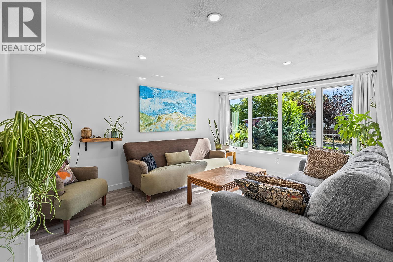 2035 Boucherie Unit 36