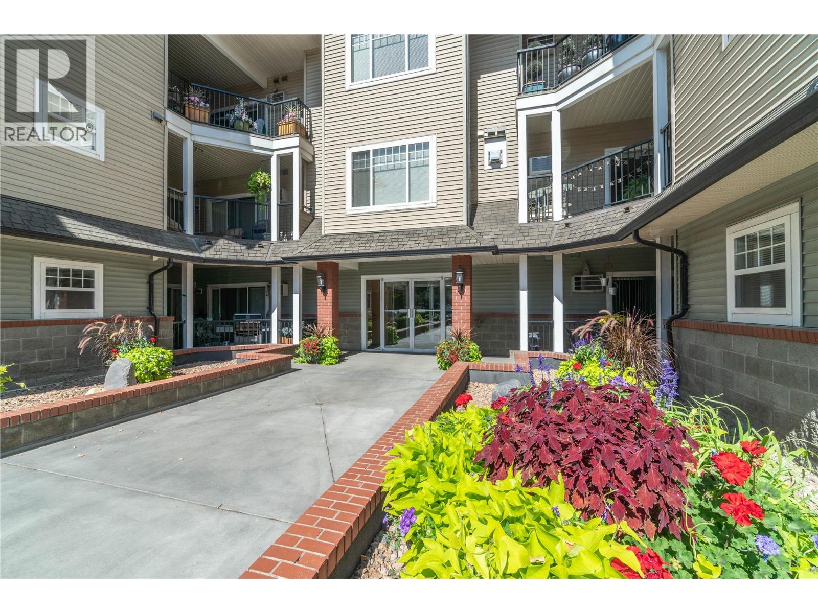 550 LORNE Unit 307