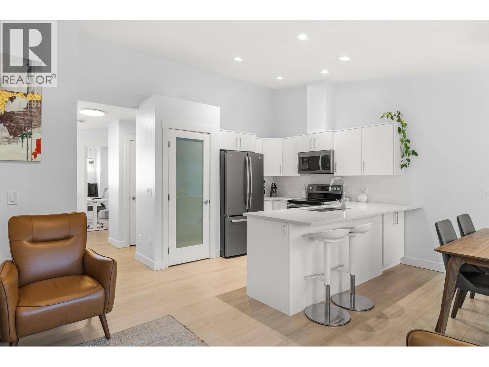 225 Glen Park Unit 20