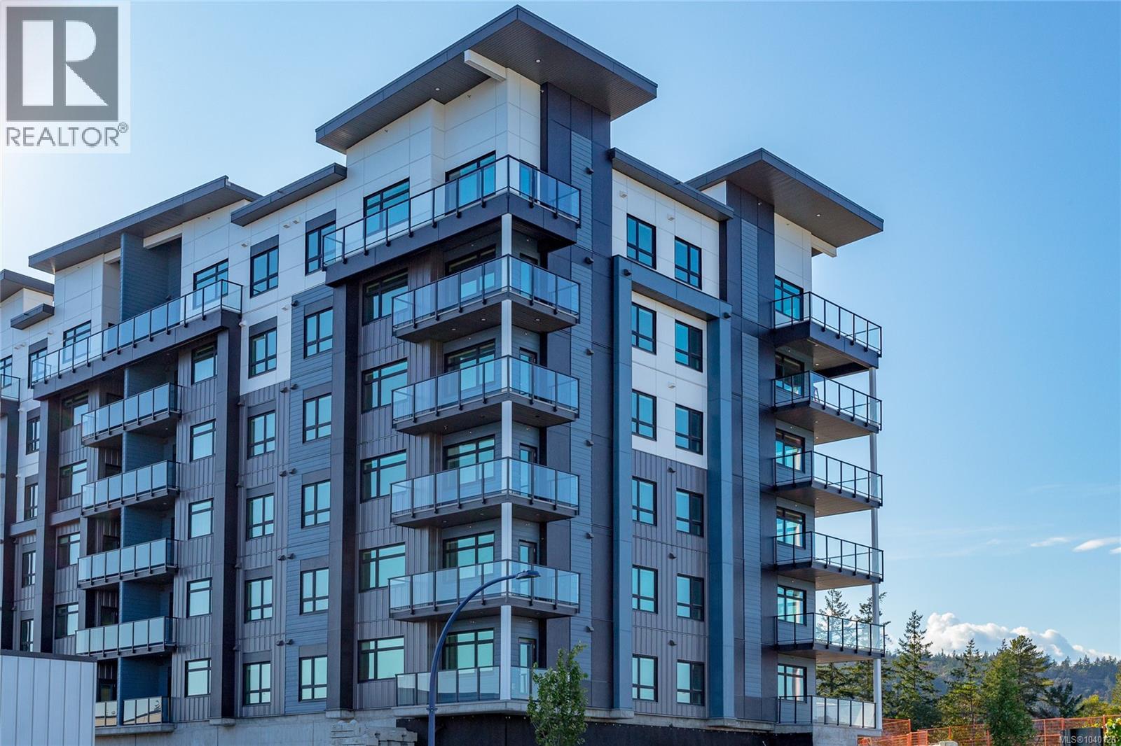 2390 City Gate Unit 519