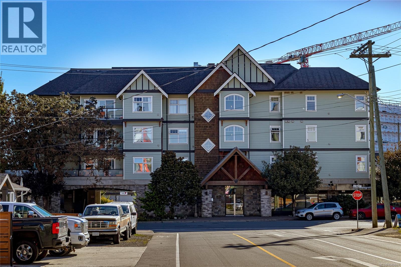 2881 Peatt Unit 303