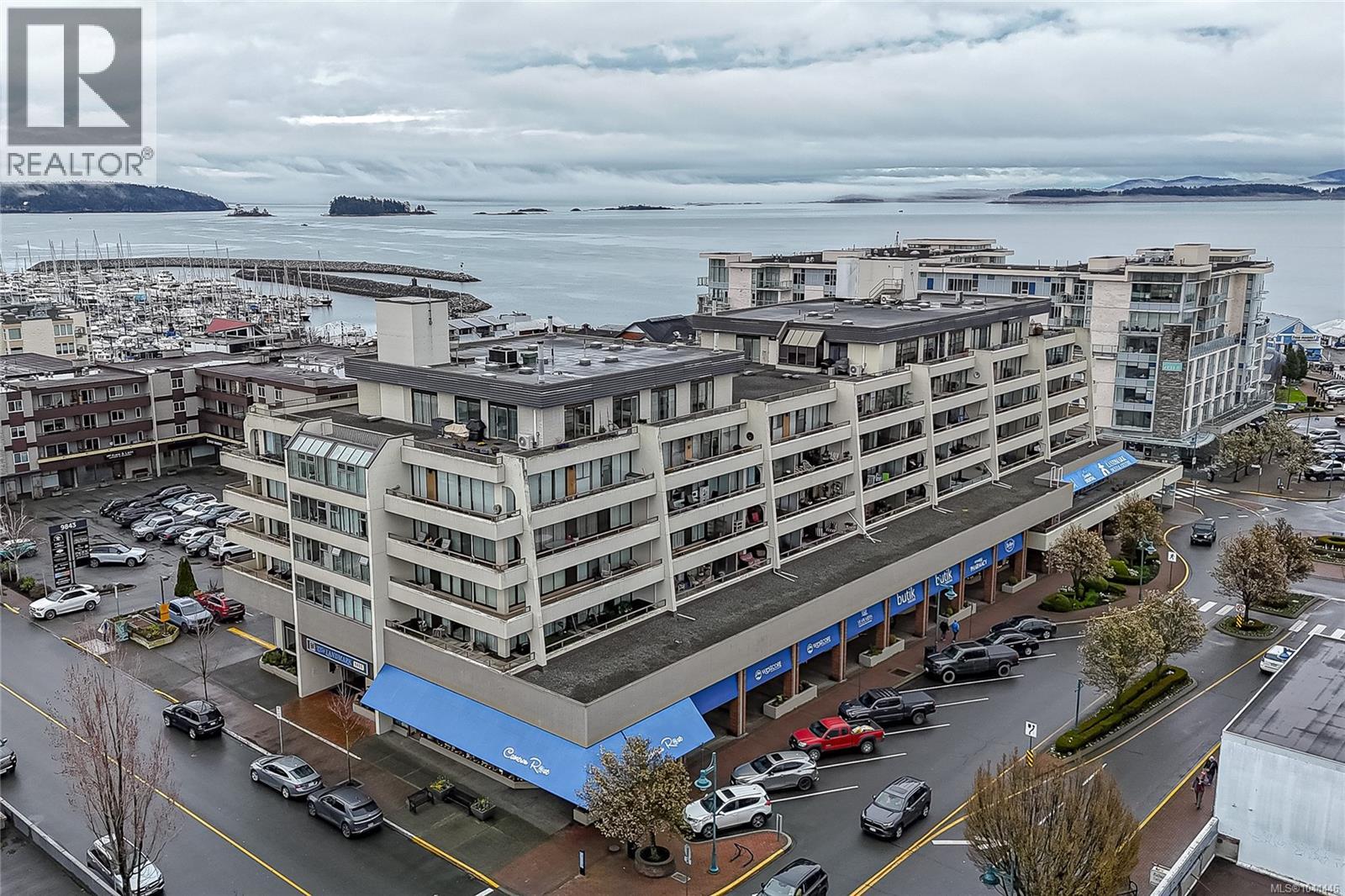 9805 Second Unit 301