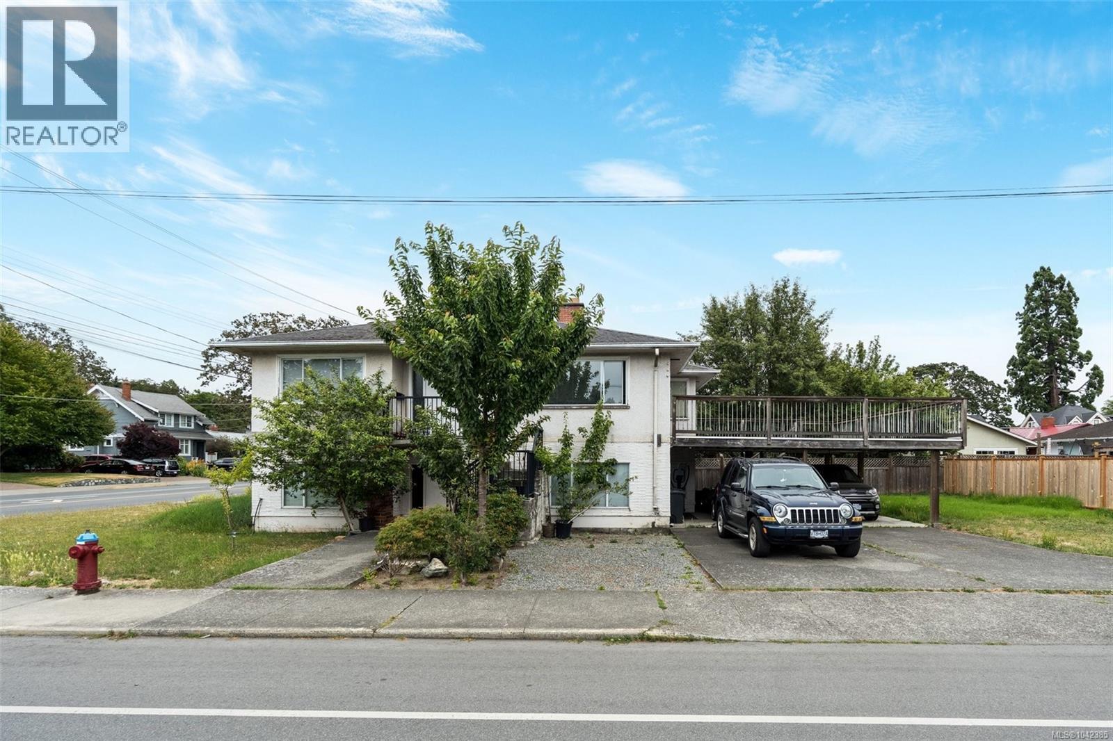 2343 Shelbourne